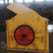 但由于传统制砂机技术的不成熟