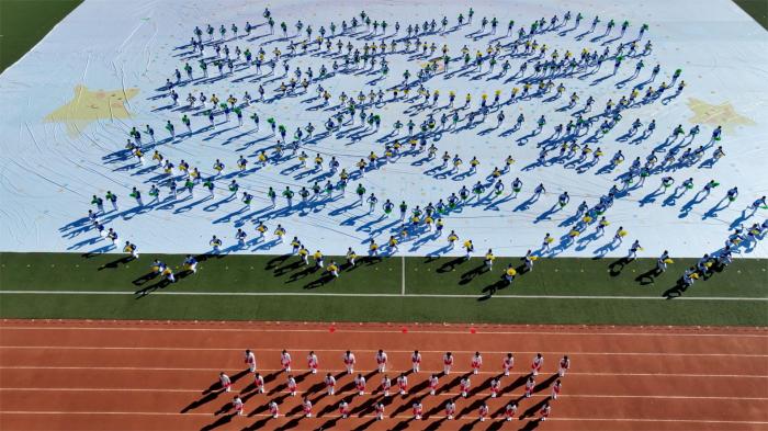 容城中小学生运动会盛大开幕 王丽萍刘子秋助阵