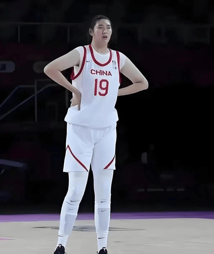 张子宇获WNBA球探高度认可 榜眼席位实至名归