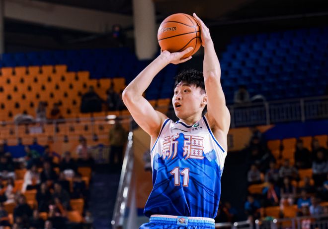 贺希宁率深圳双杀新疆豪取10连胜 新疆遭遇4连败